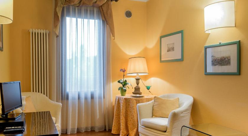 Piazza Nova Guest House photo