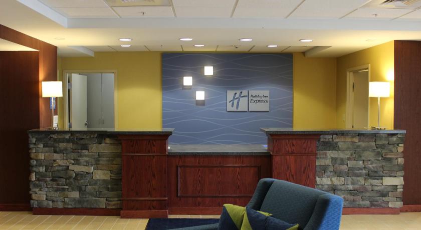 Holiday Inn Express Milford photo
