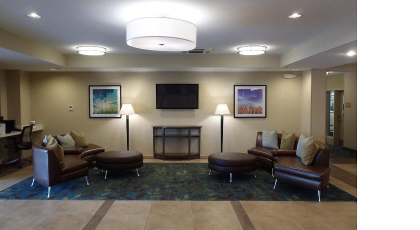 Candlewood Suites Austin Airport