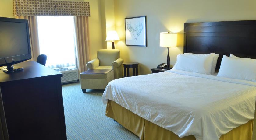 Holiday Inn Express Waterloo-Cedar Falls