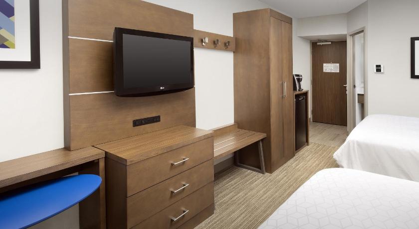 Holiday Inn Express Andover North - Lawrence