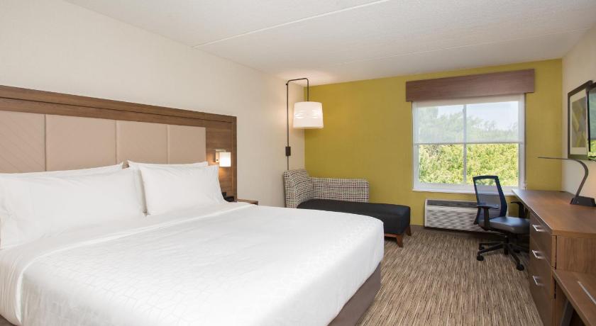 Holiday Inn Express Chelmsford