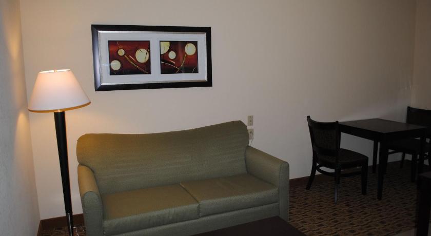 Holiday Inn Express Boonville