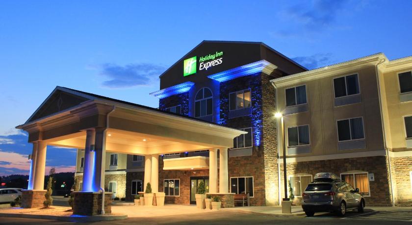 Holiday Inn Express & Suites Belle Vernon photo