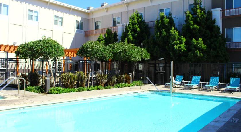 Holiday Inn Express Hotel & Suites Napa Valley-American Canyon photo