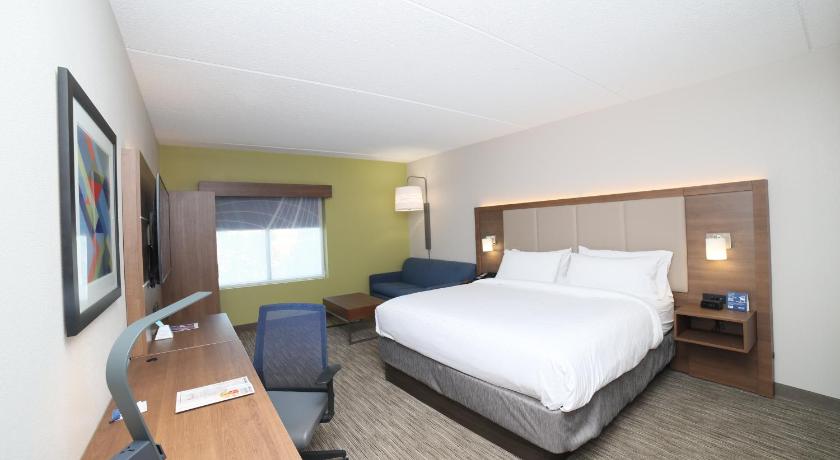 Holiday Inn Express Naperville