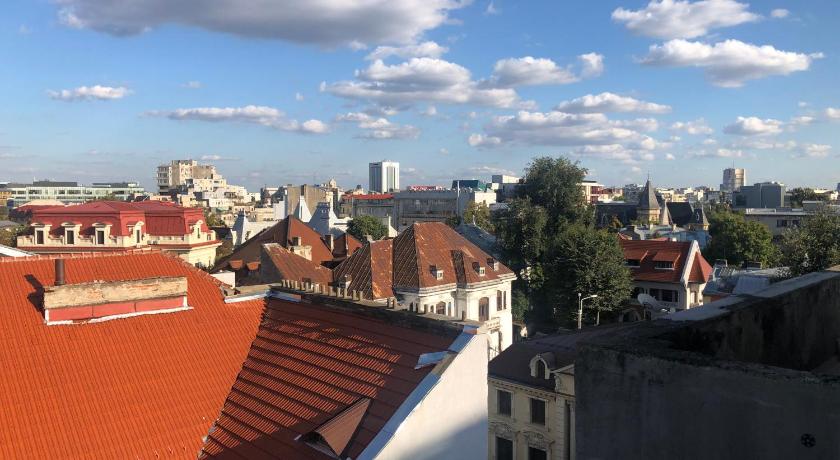 Travel and Discover @ Smart Stay Near Metro — Hotel in Bucharest