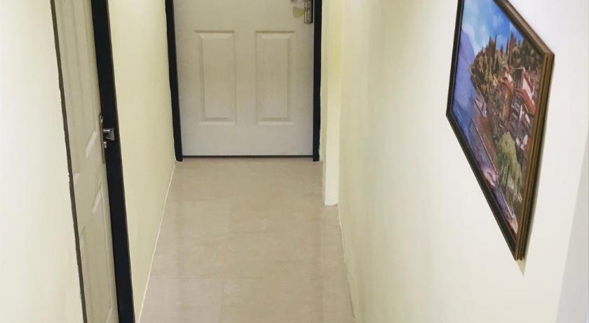 Harrys residence - image 5