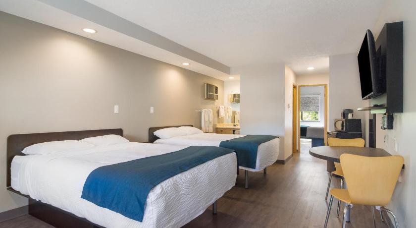 Motel 6-Saanichton, BC - Victoria Airport