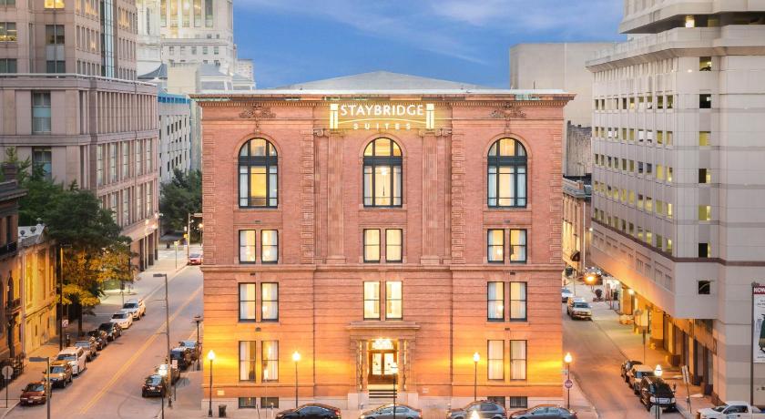 STAYBRIDGE SUITES BALTIMORE - INNER HARBOR