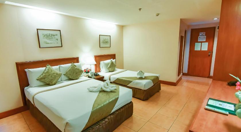 Image of Deluxe Double or Twin Room 4
