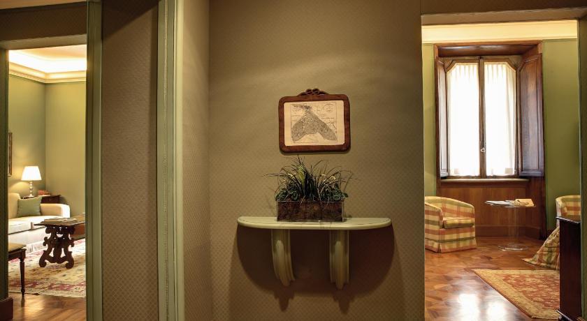 Image of Grand Deluxe Suite 12
