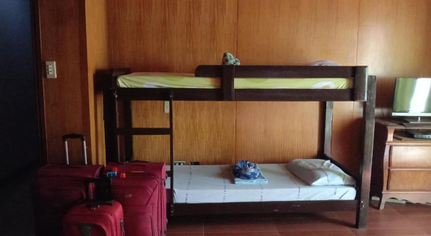Image of 8-Bed Female Dormitory Room 10