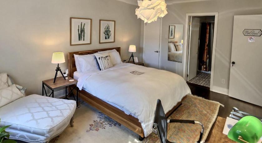 Image of Superior Queen Room 5