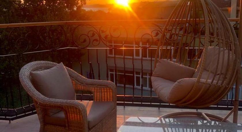 Immagine di Suite con Vista Mare (Suite with Sea View) 7