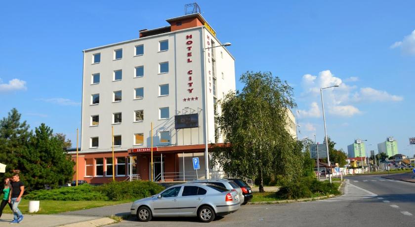 Hotel CITY **** Galanta — Hotel in Galanta