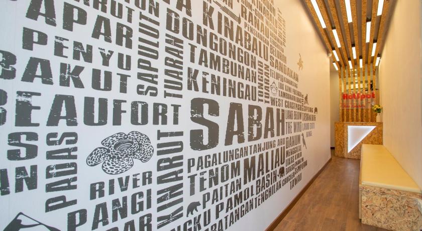 Kota Kinabalu HotSpot @ City Centre by SSVC 3-Star Hotel lobby