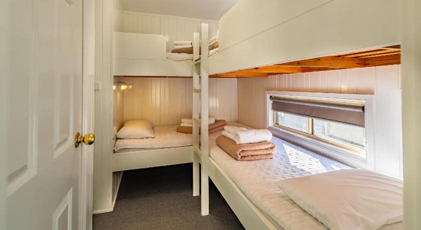 รูปของเคบิน 2 ห้องนอน พร้อมสปา (2-Bedroom Cabin with Spa) 12