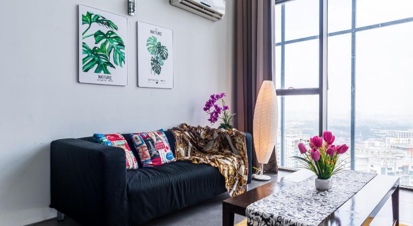 Duplex SOHO1 near IKEA Curve 1U Empire Damansara photo