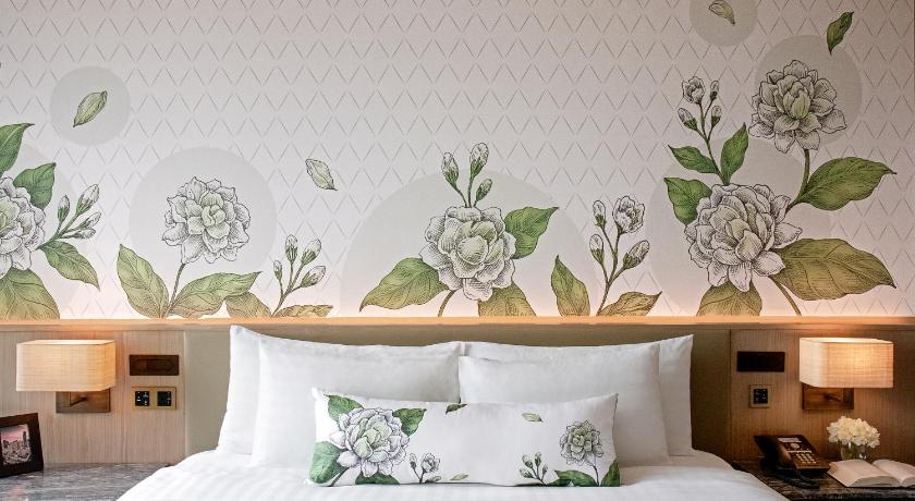 Image of Deluxe King room - Jasmine 7
