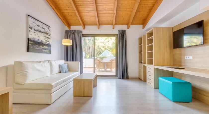 Image of Junior Suite 0