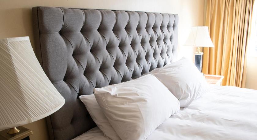 Longford Arms Hotel in Ireland - Room Deals, Photos & Reviews