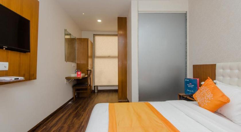 Hotel Airside photo