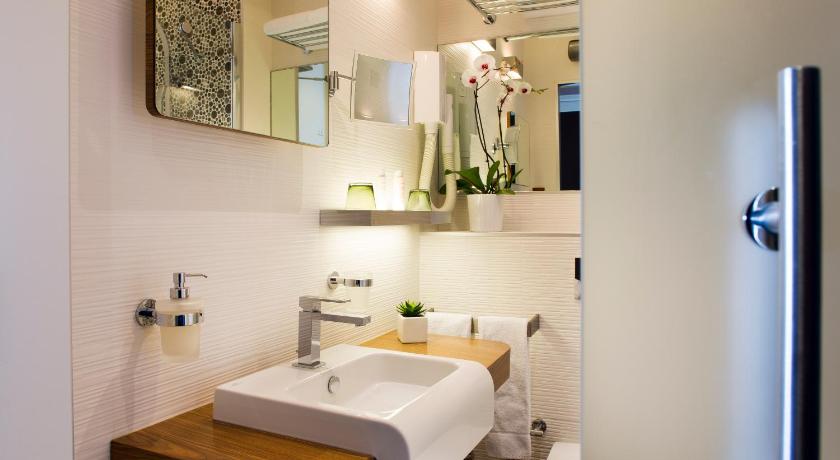 Image of Classic Double Room 5