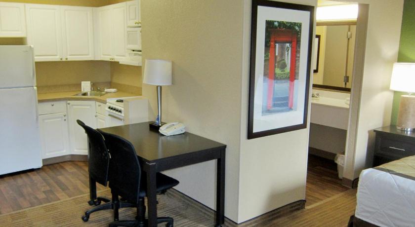 Extended Stay America Suites - Seattle - Everett - Silverlake