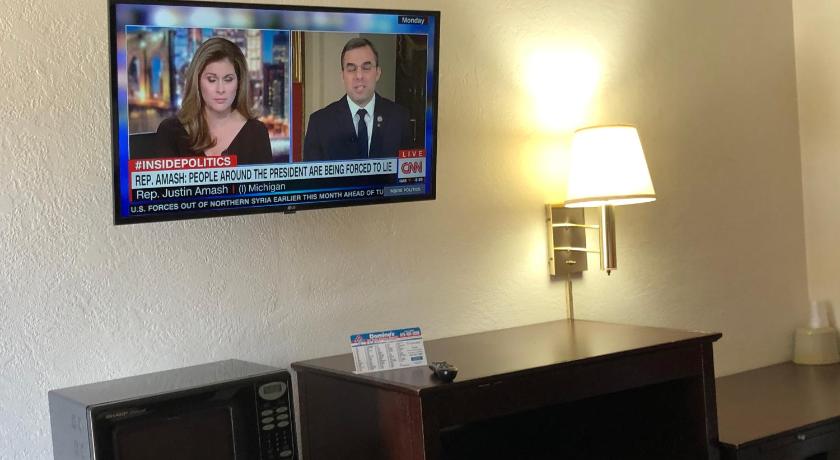 Economy Inn Alamogordo photo