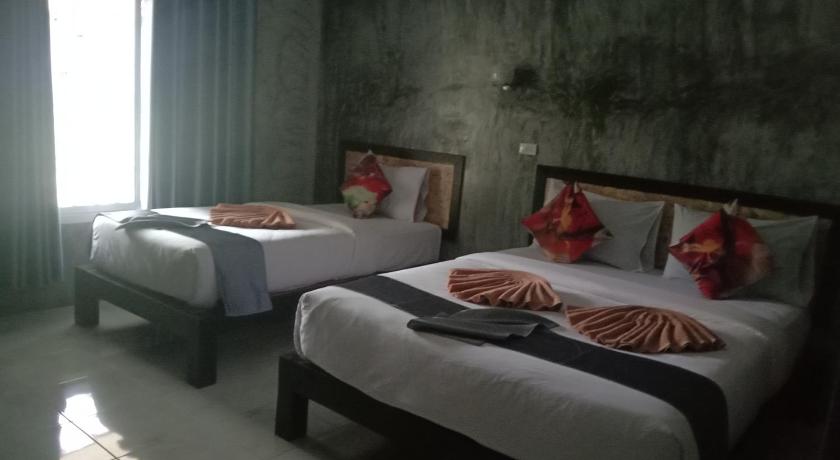 Image of Triple Room with Mountain View 12