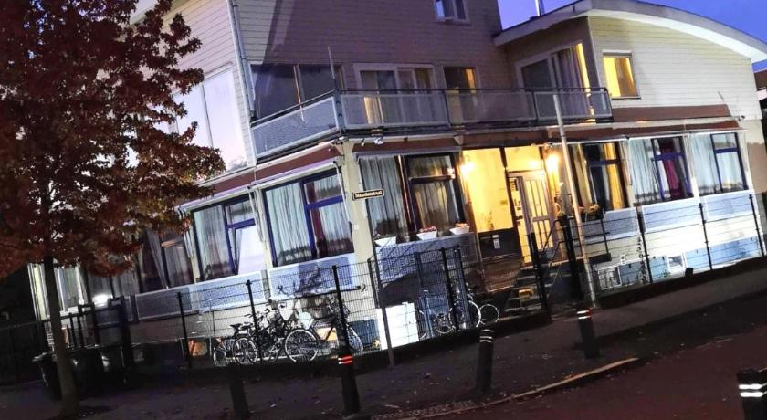 Hotel Holland Lodge photo
