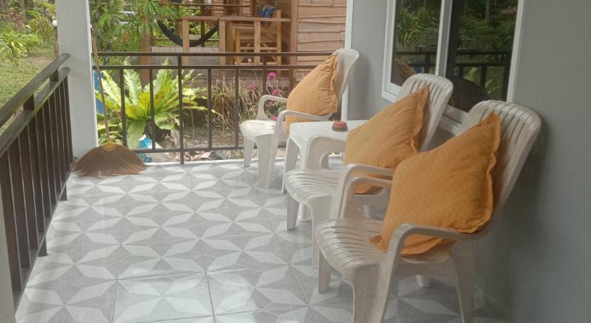 Image of Triple Room with Mountain View 7