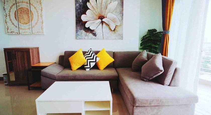 58sqm Elegant New Suite with Great Night Bay View — Hotel in Pattaya