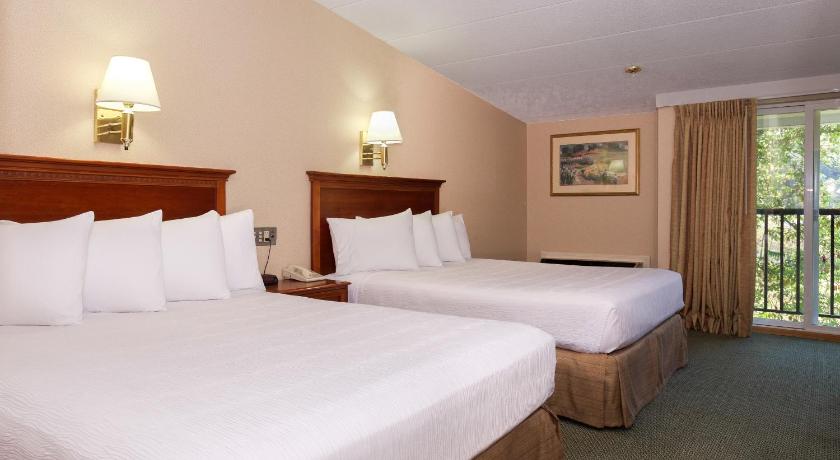 White River Inn & Suites