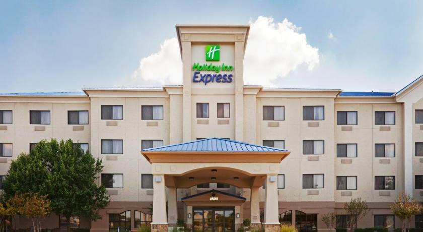 Holiday Inn Express Hotel and Suites Fort Worth/I-20