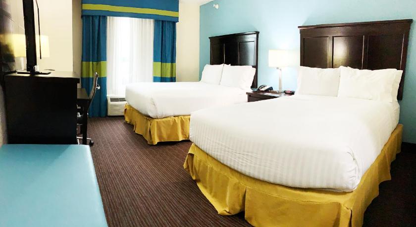 Holiday Inn Express Hotel & Suites Gainesville