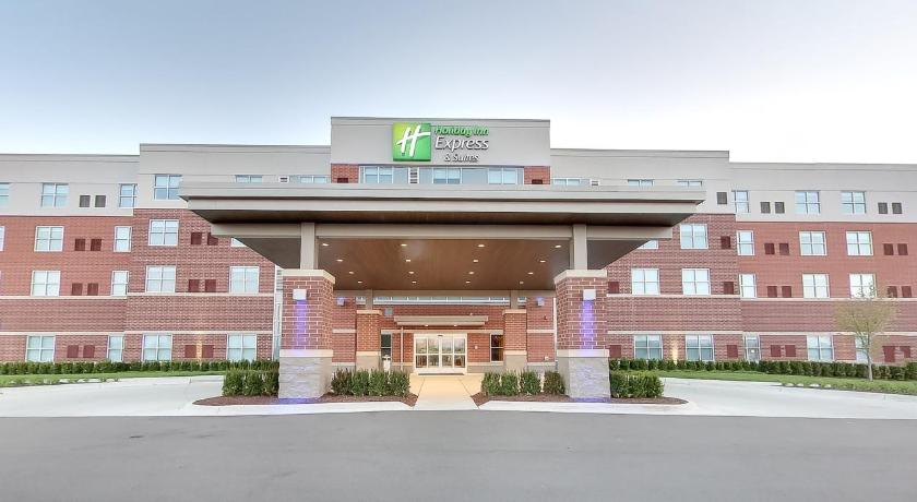 Holiday Inn Express & Suites Plymouth - Ann Arbor Area photo