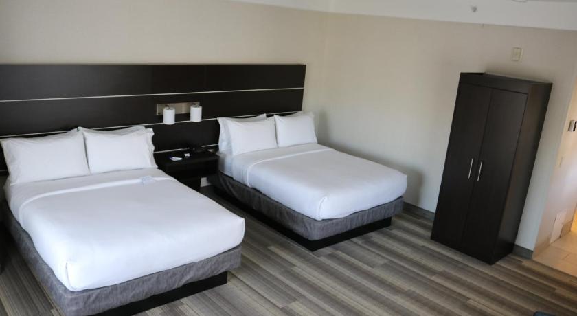 Holiday Inn Express Hotel & Suites El Dorado Hills