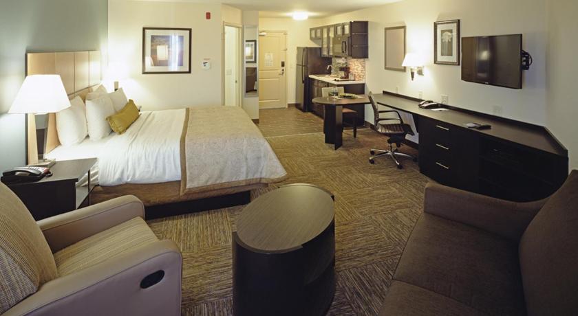 Candlewood Suites Fort Collins