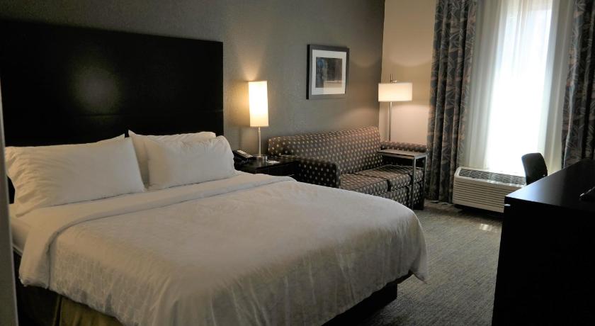 Holiday Inn Express Fredericksburg - Southpoint