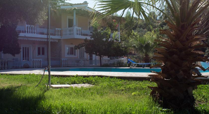 Doroufi Inn — Hotel in Kranidi