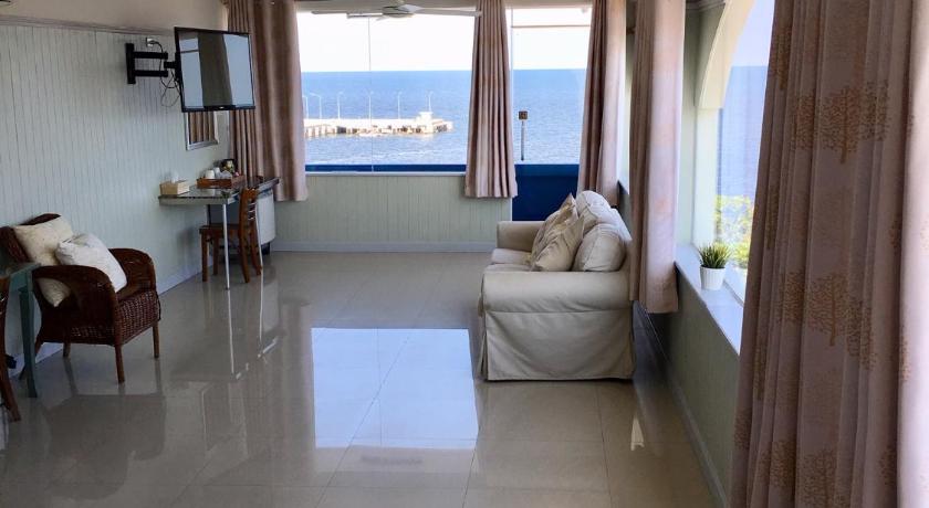 Image of King Room with Sea View 0