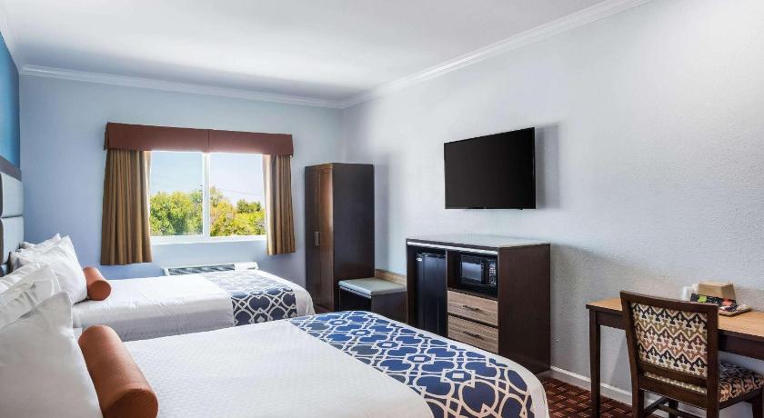 Rodeway Inn & Suites Pasadena