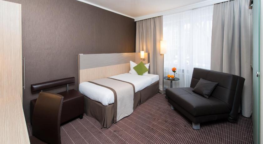 Image of Single Room 0