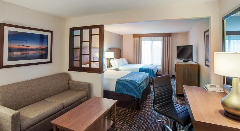 Holiday Inn Express & Suites Carpinteria