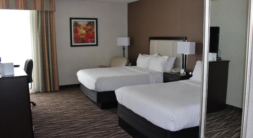 Holiday Inn Des Moines-Airport Conference Center