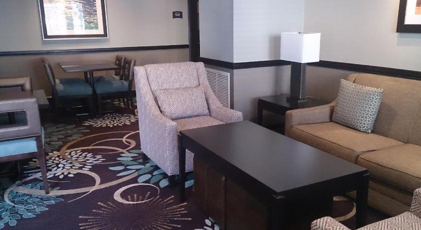 Staybridge Suites Columbus-Airport