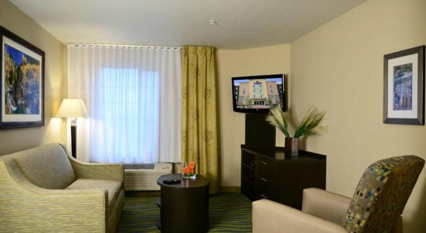 Candlewood Suites Denver Northeast - Brighton