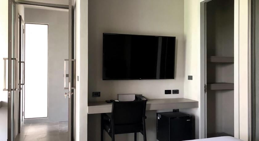 Image of Deluxe Family Room 7